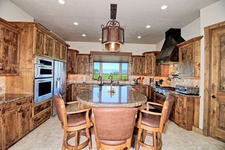 Custom Western Country Home on Acreage with Shop Buildings - image 17