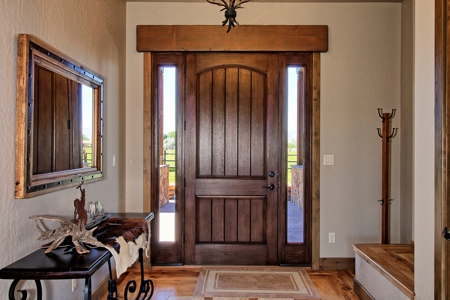 Custom Built Rancher on 16 Acres - image 7