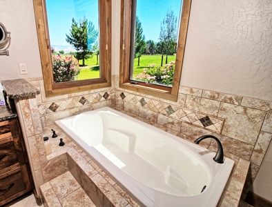 Custom Built Rancher on 16 Acres - image 33