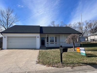 Cameron Mo Ranch Home For Sale - image 13