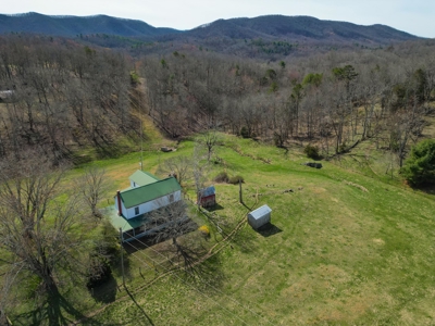 ** PENDING ** Farmhouse and Land for Sale in Hiwassee VA! - image 1