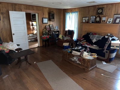 ** PENDING ** Farmhouse and Land for Sale in Hiwassee VA! - image 27