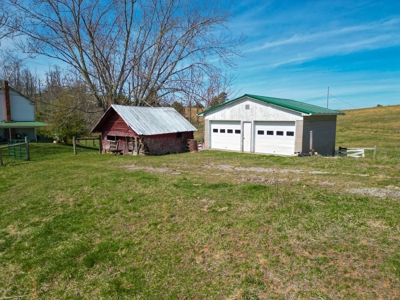 ** PENDING ** Farmhouse and Land for Sale in Hiwassee VA! - image 5