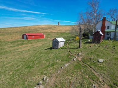 ** PENDING ** Farmhouse and Land for Sale in Hiwassee VA! - image 11