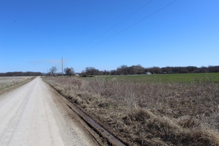 39 Acre Farmstead with House in Vernon County, MO - image 24