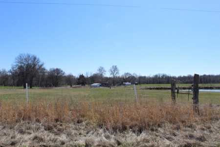 39 Acre Farmstead with House in Vernon County, MO - image 21