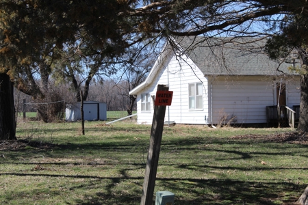 39 Acre Farmstead with House in Vernon County, MO - image 20