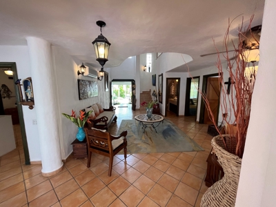 Luxurious mansion located in Punta Barco Resort with pool - image 10