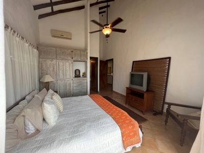 Luxurious mansion located in Punta Barco Resort with pool - image 15