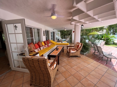 Luxurious mansion located in Punta Barco Resort with pool - image 9
