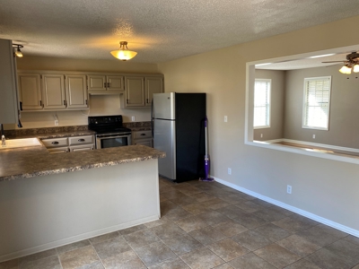 3 Bedroom Home In Selmer, Tn For Sale. Home In Neighborhood - image 23