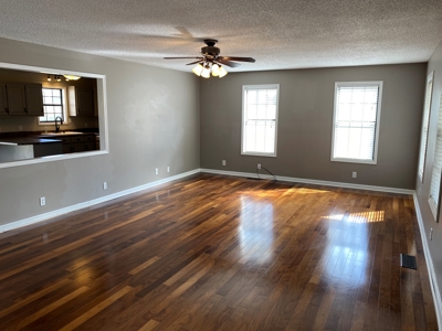 3 Bedroom Home In Selmer, Tn For Sale. Home In Neighborhood - image 14