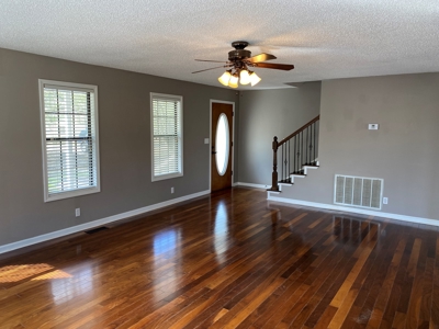 3 Bedroom Home In Selmer, Tn For Sale. Home In Neighborhood - image 17