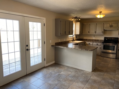 3 Bedroom Home In Selmer, Tn For Sale. Home In Neighborhood - image 22