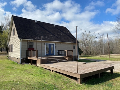 3 Bedroom Home In Selmer, Tn For Sale. Home In Neighborhood - image 10