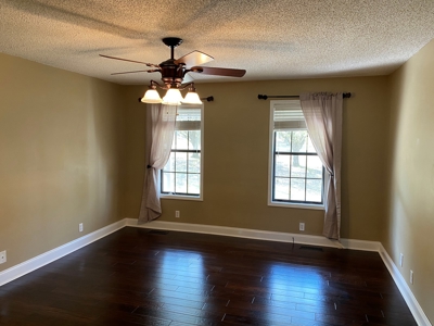 3 Bedroom Home In Selmer, Tn For Sale. Home In Neighborhood - image 33