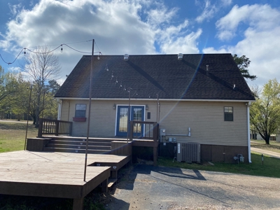 3 Bedroom Home In Selmer, Tn For Sale. Home In Neighborhood - image 9