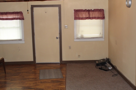 Charming Homestead in Southern Missouri Fenced and 2 Ponds - image 18