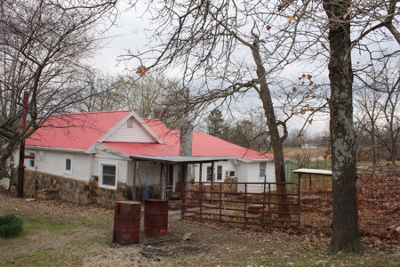 Charming Homestead in Southern Missouri Fenced and 2 Ponds - image 42