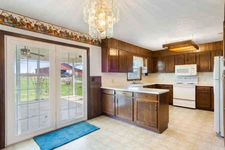 Absolute Auction-4 Bedroom Brick Home in Campbellsville, KY - image 21