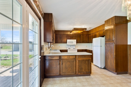 Absolute Auction-4 Bedroom Brick Home in Campbellsville, KY - image 22