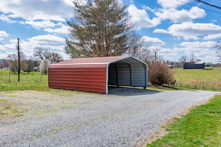 Absolute Auction-4 Bedroom Brick Home in Campbellsville, KY - image 4