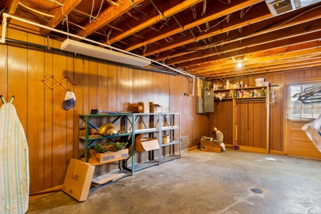 Absolute Auction-4 Bedroom Brick Home in Campbellsville, KY - image 36