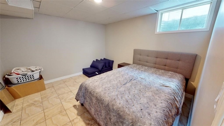 Home for Sale in Sarnia, Ontario - image 8