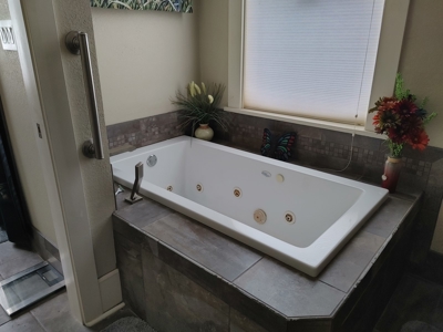 Business, Owners Apartment and a Rental all in one - image 14
