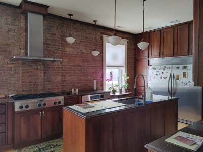Business, Owners Apartment and a Rental all in one - image 3