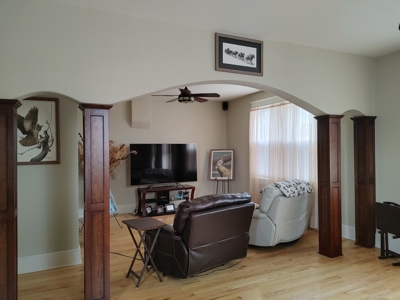 Business, Owners Apartment and a Rental all in one - image 20