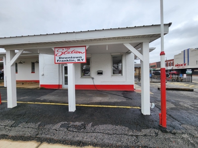 Turn Key Restaurant for sale in downtown Franklin, Ky. - image 22