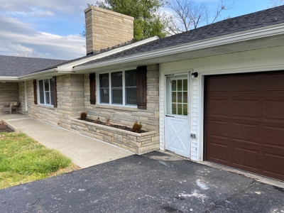Beautiful 4 Bed / 3 Bath Bedford Stone Home, Danville, Ky - image 7