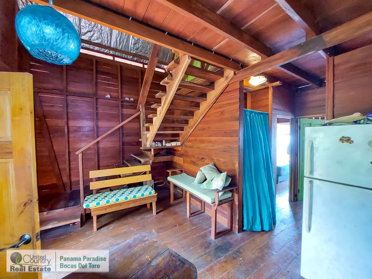 Overwater Home + Titled Land, Private Dock — Old Bank, Isla Bastimentos - 9