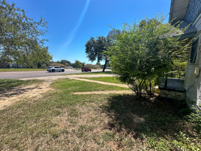 Prime Hwy 36 Location – 12,000+ VPD - image 23