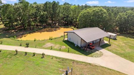 East Texas Luxury Ranch near Troup in Cherokee County - image 37