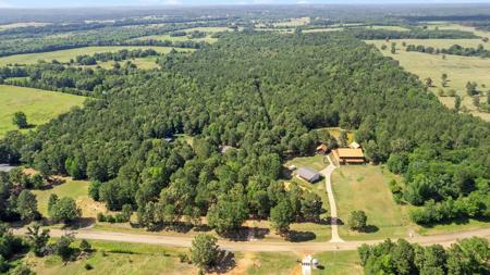 East Texas Luxury Ranch near Troup in Cherokee County - image 40