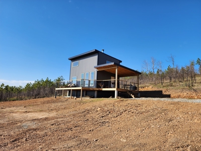 20 Acre Poteau Mountain Off-Grid Cabin - Mountain Views - image 2