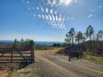 20 Acre Poteau Mountain Off-Grid Cabin - Mountain Views - image 17
