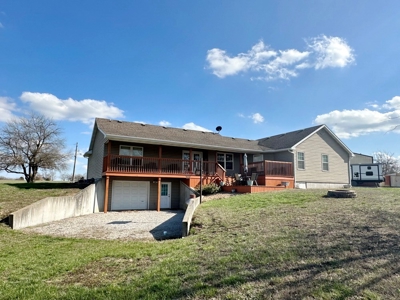 El Dorado Springs Missouri Country Home and Land For Sale - image 47