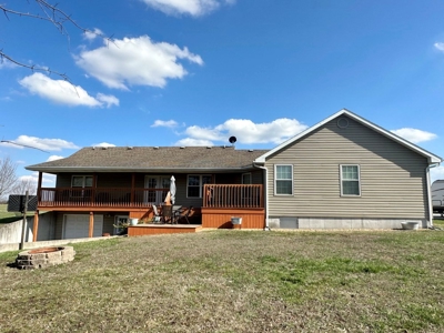 El Dorado Springs Missouri Country Home and Land For Sale - image 46