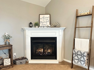 El Dorado Springs Missouri Country Home and Land For Sale - image 17