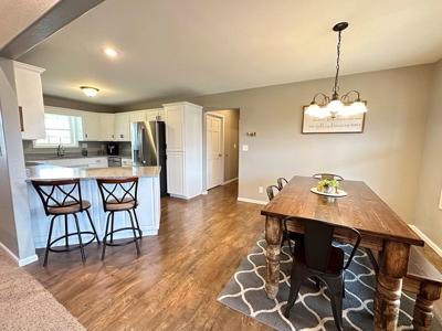 El Dorado Springs Missouri Country Home and Land For Sale - image 9