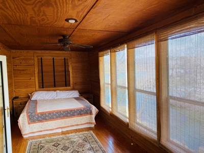 Riverfront Log Cabins For Sale In Mountain View, Arkansas - image 45