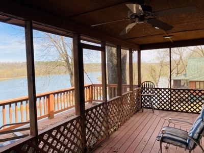 Riverfront Log Cabins For Sale In Mountain View, Arkansas - image 27
