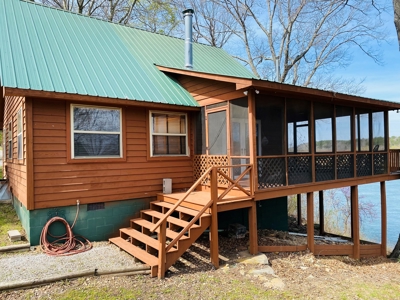 Riverfront Log Cabins For Sale In Mountain View, Arkansas - image 26