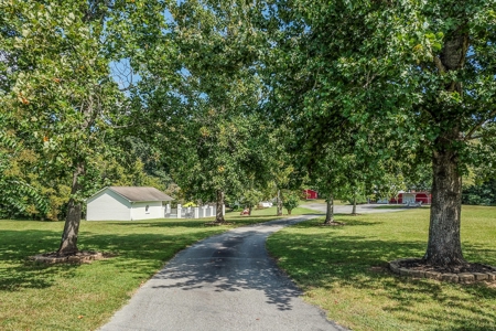 Country Home with Pool & Pool House For Sale in Midland NC - image 1