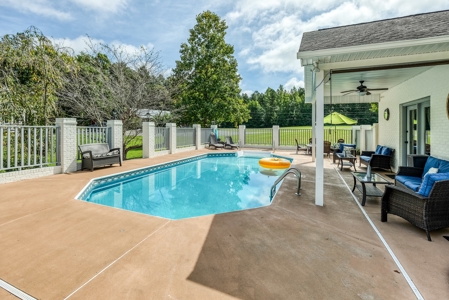 Country Home with Pool & Pool House For Sale in Midland NC - image 32