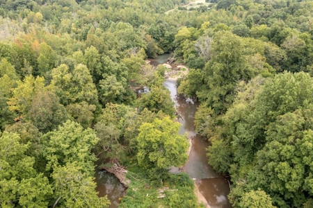 Land for Sale with Acreage in Lewis County Tennessee - image 2