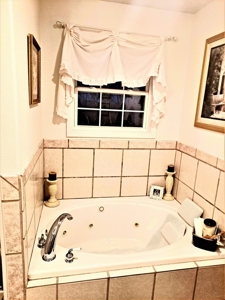 El Dorado Springs Missouri Home in Town For Sale - image 17